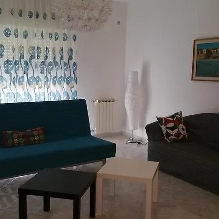 Casa Vacanze Falcone Appartamento *